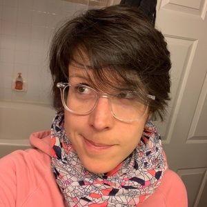 Meet your Posher, Astrid